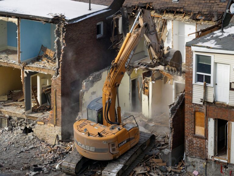 Cleaning after renovation in Gdansk: what is included and when to order